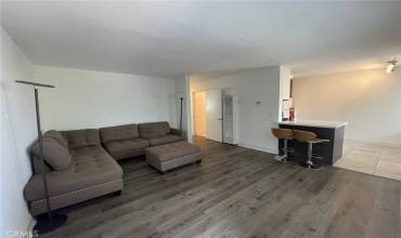 1250 W 37th Street 8, Los Angeles, California 90007, 2 Bedrooms Bedrooms, ,1 BathroomBathrooms,Residential Lease,Rent,1250 W 37th Street 8,WS24184745