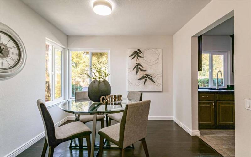 A breakfast nook/dining room.