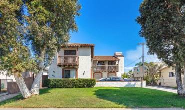 4521 Hawley Boulevard 3, San Diego, California 92116, 2 Bedrooms Bedrooms, ,2 BathroomsBathrooms,Residential,Buy,4521 Hawley Boulevard 3,PTP2405460