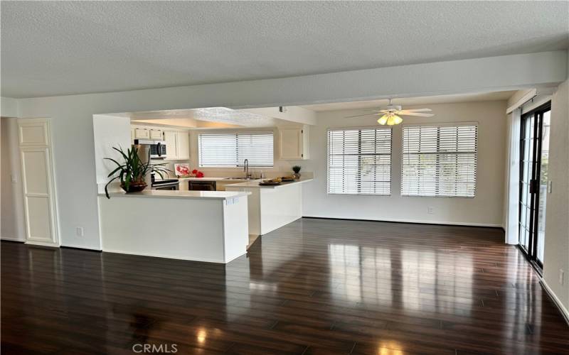 Wonderful Natural Light 

     Open Floor Plan