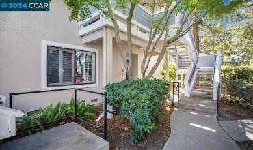 2685 Oak Rd 156, Walnut Creek, California 94597, 2 Bedrooms Bedrooms, ,2 BathroomsBathrooms,Residential,Buy,2685 Oak Rd 156,41072399