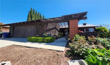 393 Palmac Street, San Marcos, California 92069, 3 Bedrooms Bedrooms, ,2 BathroomsBathrooms,Residential,Buy,393 Palmac Street,SB24085715