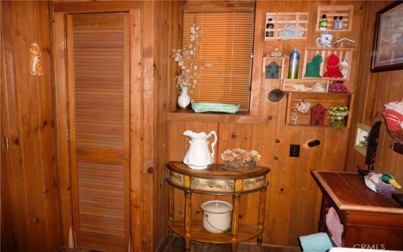 The Bathroom On The Lower Level Has A Linen Closet And Washer/Dryer Hookups