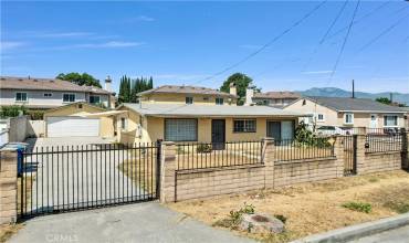 3815 Penn Mar Avenue, El Monte, California 91732, 2 Bedrooms Bedrooms, ,1 BathroomBathrooms,Residential,Buy,3815 Penn Mar Avenue,WS24186070