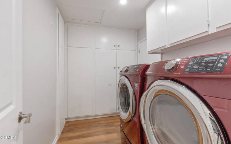 Indoor laundry room