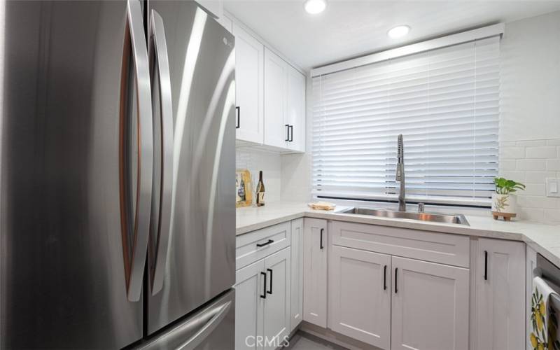 State of the art stainless refrigerator