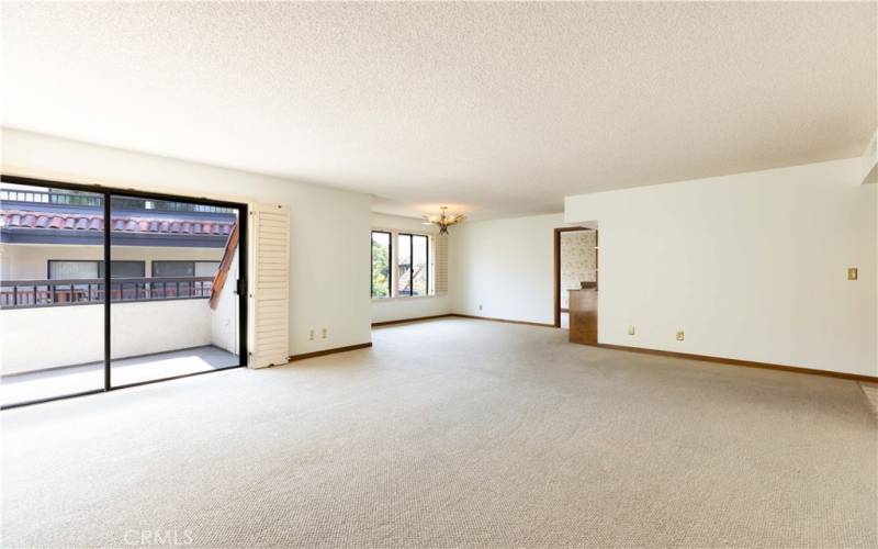 Open to dining room wih lots of natural light