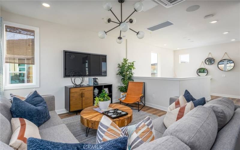 3rd floor Loft with Wine Fridge