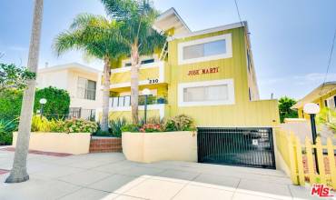 230 Bicknell Avenue 203, Santa Monica, California 90405, 1 Bedroom Bedrooms, ,1 BathroomBathrooms,Residential Lease,Rent,230 Bicknell Avenue 203,24437199