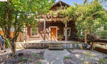 3015 Richmond Blvd, Oakland, California 94611, 2 Bedrooms Bedrooms, ,1 BathroomBathrooms,Residential,Buy,3015 Richmond Blvd,41072463