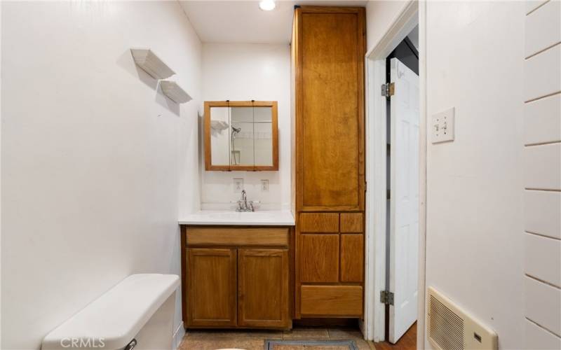 on-suite bathroom