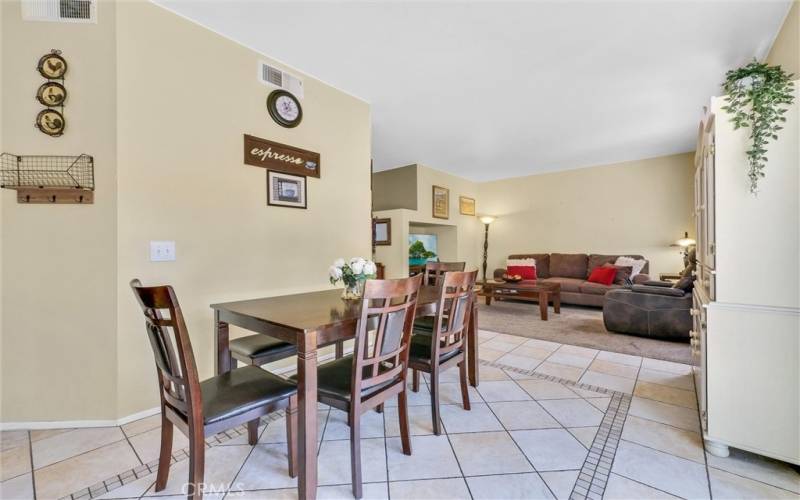 Kitchen dining area