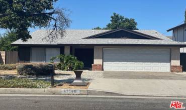 19549 Leadwell Street, Reseda, California 91335, 4 Bedrooms Bedrooms, ,2 BathroomsBathrooms,Residential Lease,Rent,19549 Leadwell Street,24436053