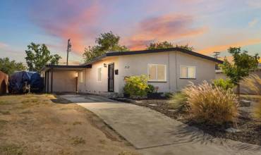 2118 E Sussex Way, Fresno, California 93726, 2 Bedrooms Bedrooms, ,1 BathroomBathrooms,Residential,Buy,2118 E Sussex Way,ML81979348