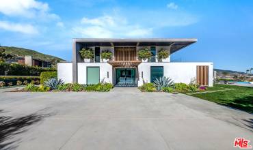 23919 Malibu Road, Malibu, California 90265, 5 Bedrooms Bedrooms, ,7 BathroomsBathrooms,Residential Lease,Rent,23919 Malibu Road,24437387