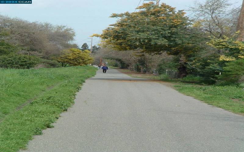 Iron Horse Trail in the Rear