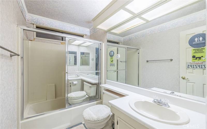 secondary bathroom