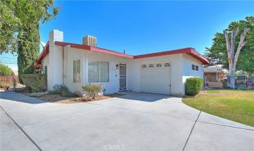 16236 Chestnut Street, Hesperia, California 92345, 2 Bedrooms Bedrooms, ,1 BathroomBathrooms,Residential,Buy,16236 Chestnut Street,IV24187337