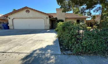 112 7th Street, Los Banos, California 93635, 3 Bedrooms Bedrooms, ,2 BathroomsBathrooms,Residential,Buy,112 7th Street,ML81979689