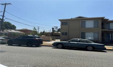 304 E 95th, Los Angeles, California 90003, 2 Bedrooms Bedrooms, ,1 BathroomBathrooms,Residential Lease,Rent,304 E 95th,DW24185633