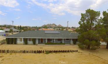 18828 Corwin Road, Apple Valley, California 92307, 4 Bedrooms Bedrooms, ,3 BathroomsBathrooms,Residential,Buy,18828 Corwin Road,HD24142390