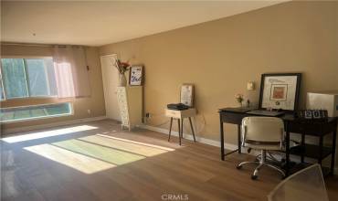 6400 Christie Avenue 4207, Emeryville, California 94608, 1 Bedroom Bedrooms, ,1 BathroomBathrooms,Residential,Buy,6400 Christie Avenue 4207,CV24177472