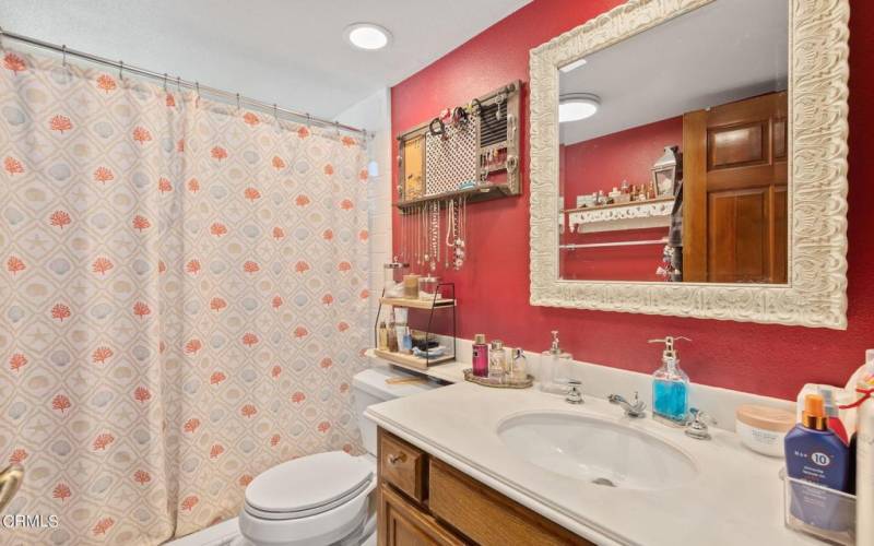 15-web-or-mls-15 - Bathroom 2