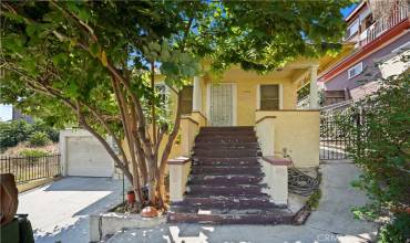 1556 W Court Street, Los Angeles, California 90026, 2 Bedrooms Bedrooms, ,1 BathroomBathrooms,Residential,Buy,1556 W Court Street,SR24187478