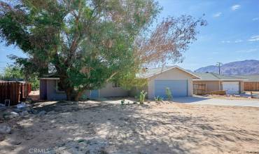 6183 Chia Avenue, 29 Palms, California 92277, 2 Bedrooms Bedrooms, ,1 BathroomBathrooms,Residential,Buy,6183 Chia Avenue,CV24185648