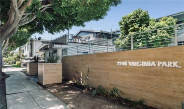 2241 Virginia Avenue 14, Santa Monica, California 90404, 1 Bedroom Bedrooms, ,1 BathroomBathrooms,Residential,Buy,2241 Virginia Avenue 14,OC24187965