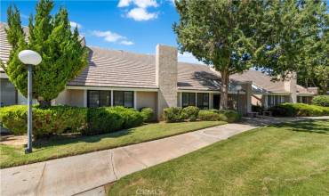 44143 Planet Circle, Lancaster, California 93536, 4 Bedrooms Bedrooms, ,2 BathroomsBathrooms,Residential,Buy,44143 Planet Circle,SR24188442