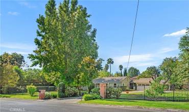 8757 Encino Avenue, Sherwood Forest, California 91325, 4 Bedrooms Bedrooms, ,2 BathroomsBathrooms,Residential Lease,Rent,8757 Encino Avenue,SR24187524