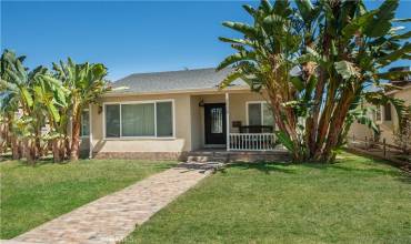 6528 Yarmouth Avenue, Reseda, California 91335, 4 Bedrooms Bedrooms, ,2 BathroomsBathrooms,Residential Lease,Rent,6528 Yarmouth Avenue,SR24188259