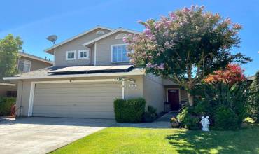 9275 Severance Street, Gilroy, California 95020, 3 Bedrooms Bedrooms, ,2 BathroomsBathrooms,Residential,Buy,9275 Severance Street,ML81978378