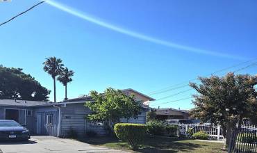 1371 Camellia Dr, East Palo Alto, California 94303, 3 Bedrooms Bedrooms, ,1 BathroomBathrooms,Residential,Buy,1371 Camellia Dr,41072668