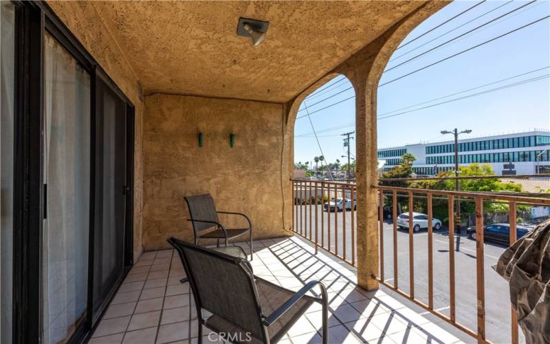 large balcony, room for minisplit and hoa allows for that
