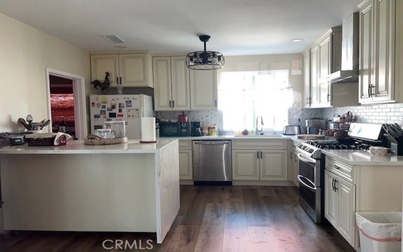 Remodeled kitchen, new flooring, up dated stainless steel appliances