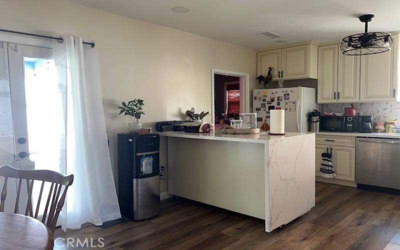 Remodeled kitchen, new flooring