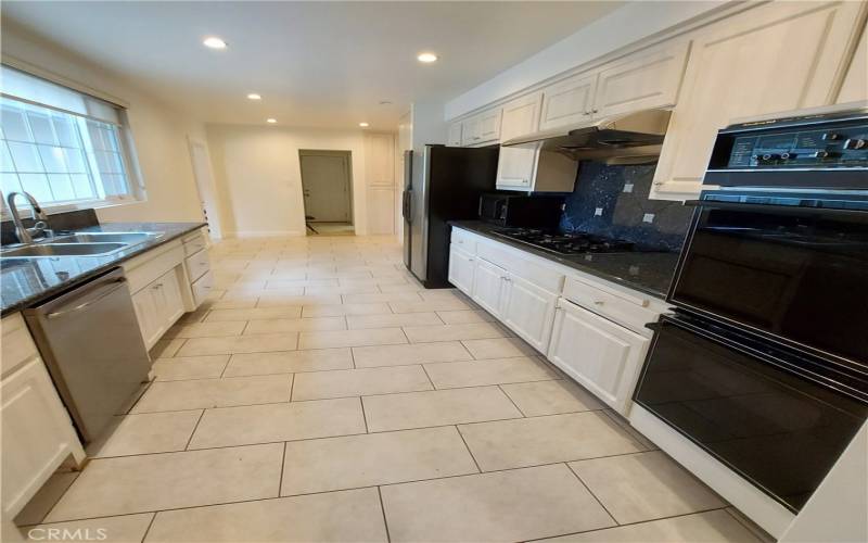 Kitchen with sitting area