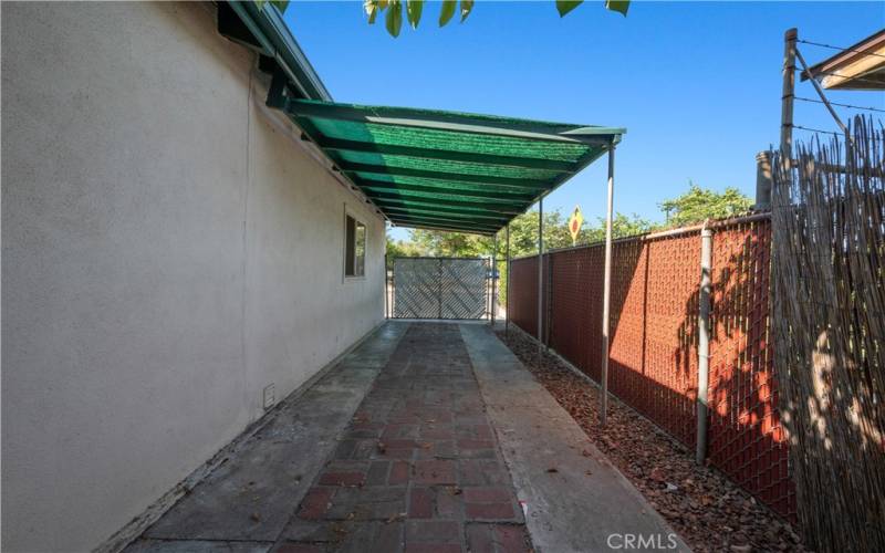 Detached Garage Carport