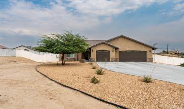 15325 Myalon Road, Apple Valley, California 92307, 4 Bedrooms Bedrooms, ,3 BathroomsBathrooms,Residential,Buy,15325 Myalon Road,OC24188937