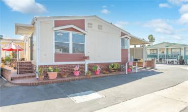 158 Roadrunner Lane, Oceanside, California 92057, 3 Bedrooms Bedrooms, ,2 BathroomsBathrooms,Residential,Buy,158 Roadrunner Lane,SW24188536