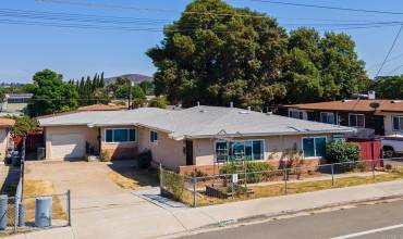 2517 19 SKYLINE DR, Lemon Grove, California 91945, 4 Bedrooms Bedrooms, ,2 BathroomsBathrooms,Residential Income,Buy,2517 19 SKYLINE DR,PTP2405545