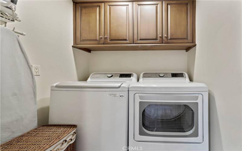 upstairs washer/dryer room