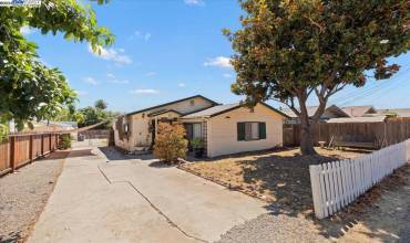 37567 Mission Blvd, Fremont, California 94536, 3 Bedrooms Bedrooms, ,2 BathroomsBathrooms,Residential,Buy,37567 Mission Blvd,41070550