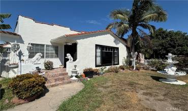 3175 Oakwood Avenue, Lynwood, California 90262, 2 Bedrooms Bedrooms, ,1 BathroomBathrooms,Residential,Buy,3175 Oakwood Avenue,PW24182506