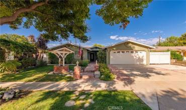 2049 Lupin Street, Simi Valley, California 93065, 3 Bedrooms Bedrooms, ,2 BathroomsBathrooms,Residential,Buy,2049 Lupin Street,SR24182948