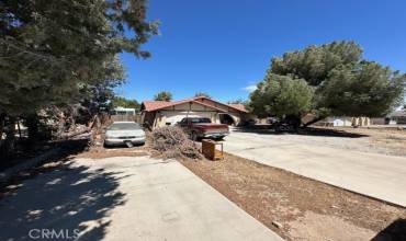 18472 Danbury Avenue, Hesperia, California 92345, 3 Bedrooms Bedrooms, ,2 BathroomsBathrooms,Residential,Buy,18472 Danbury Avenue,CV24174773