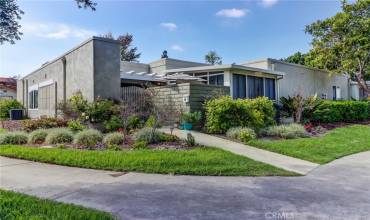 2375 Via Mariposa W C, Laguna Woods, California 92637, 2 Bedrooms Bedrooms, ,1 BathroomBathrooms,Residential,Buy,2375 Via Mariposa W C,OC24188973