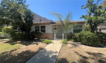 5713 Kester Avenue, Van Nuys, California 91411, 4 Bedrooms Bedrooms, ,2 BathroomsBathrooms,Residential,Buy,5713 Kester Avenue,SR24189832